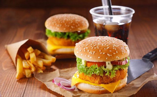 大学食堂加盟好项目有哪些？奶茶汉堡等你来选