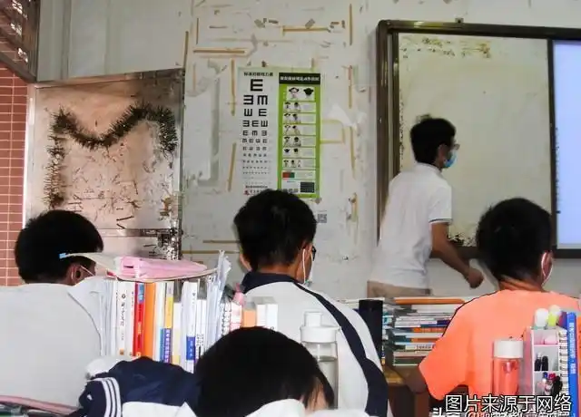 高考落幕,复读班报名人数增加,家长深夜焦虑,哪些孩子适合复读?