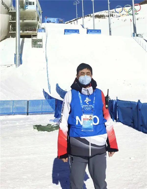 哈尔滨工大 22 人助力北京冬奥会,展示中国冰雪成就与裁判风采