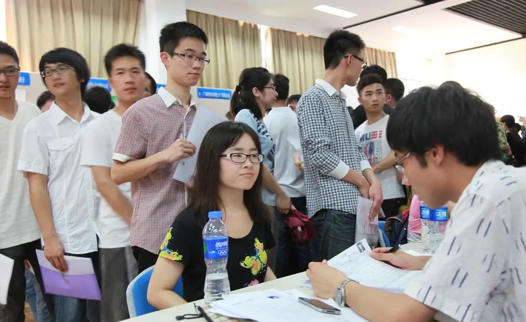 大四实习不在校为何仍要全额交学费?6100元花得冤